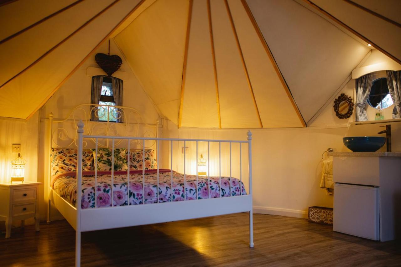 Mayo Glamping Castlebar Buitenkant foto